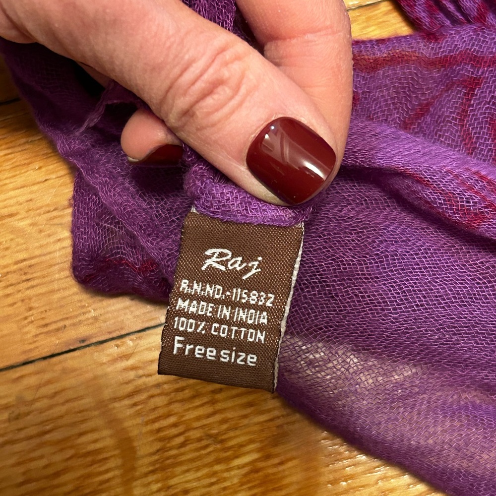Faith ‘Om’ Scarf 🕉️ - Picture 8 of 11